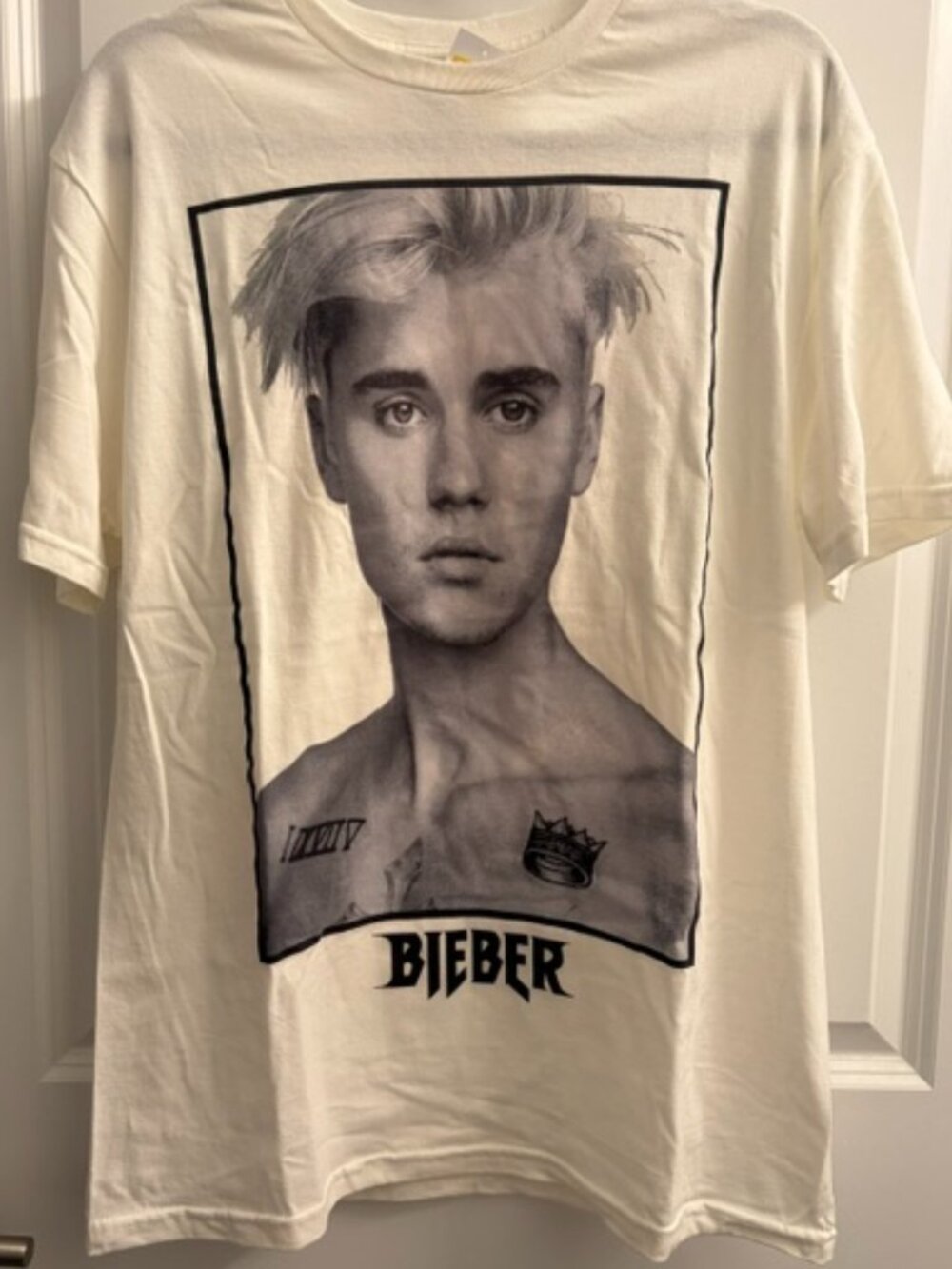 Justin Bieber "Sorry" Purpose World Tour Graphic T-Shirt_NEW WITH TAGS